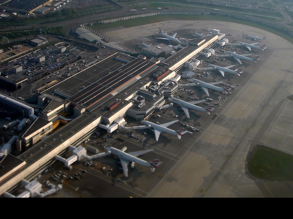 London Heathrow Airport_Terminal_2